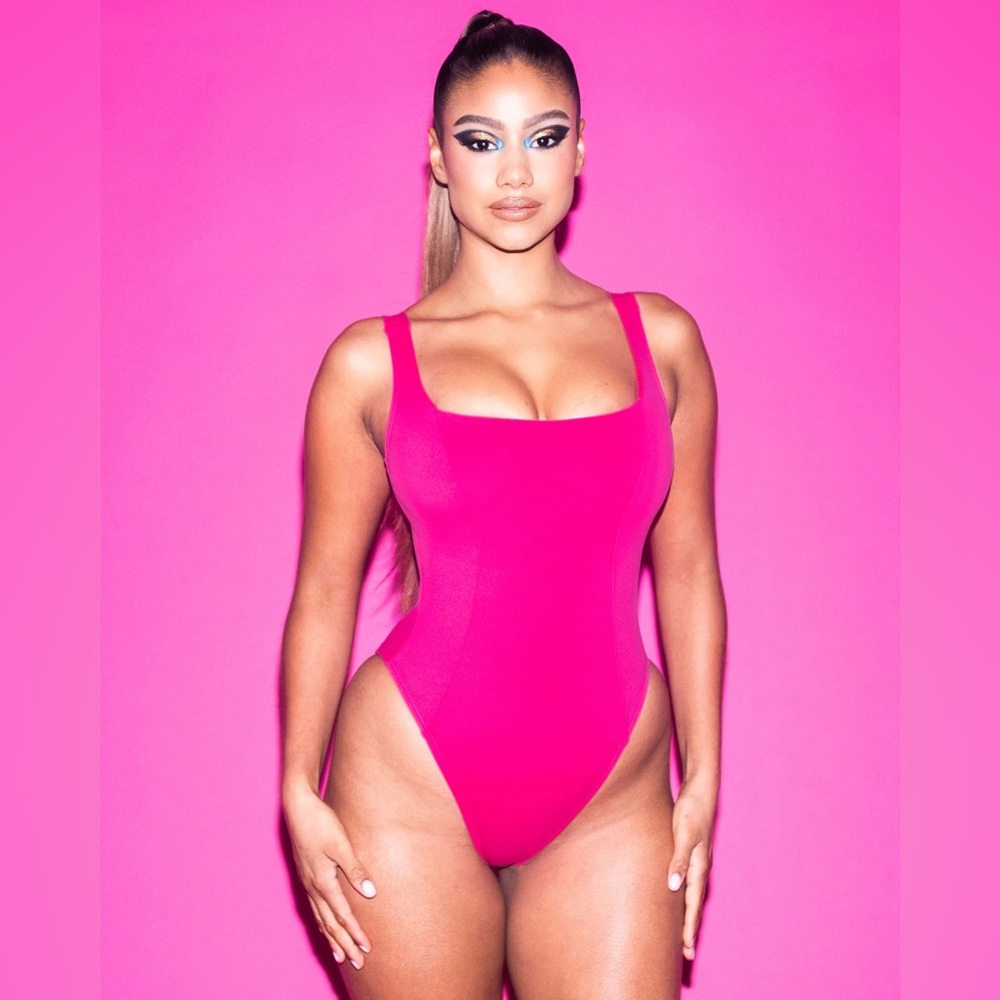 New TA3 sold out hot pink 
Hi cut squarey one piece